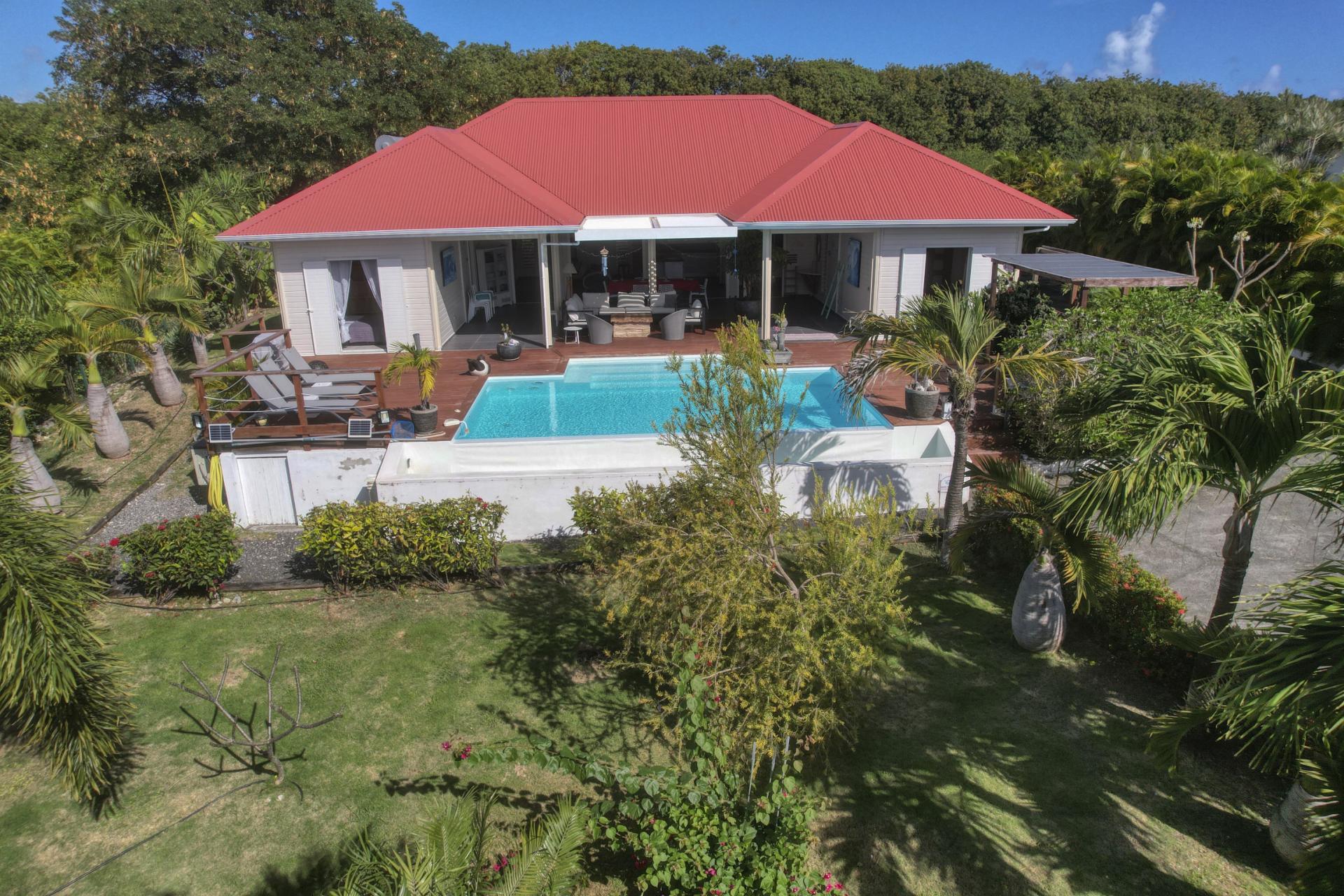1.Location Villa piscine vue mer Saint François Guadeloupe_vue ensemble